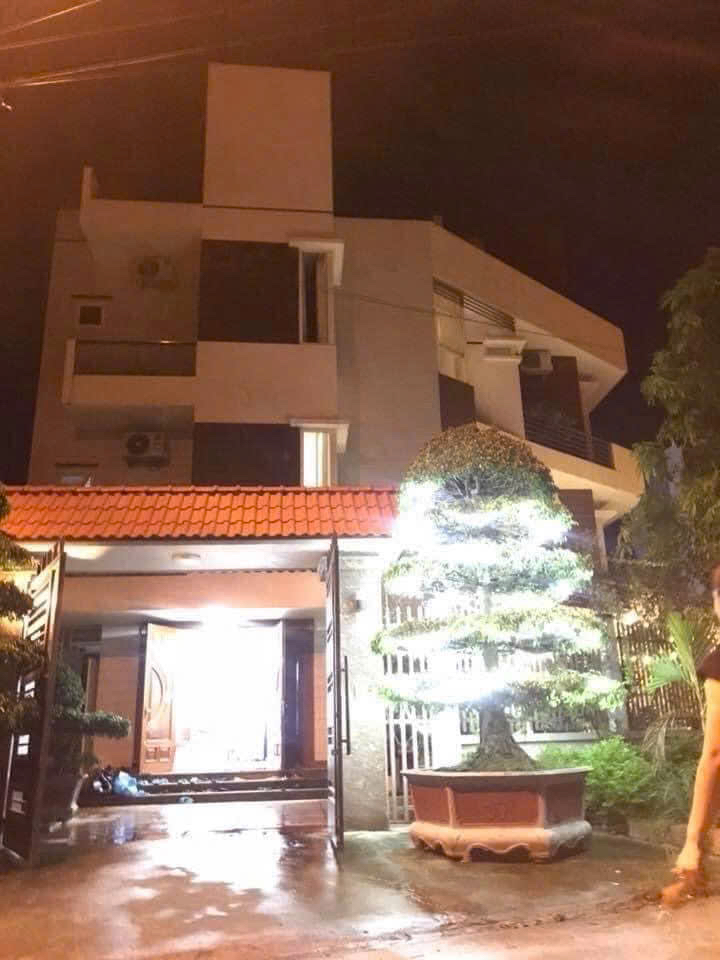 Cho thuê biệt thự Số 28, đường Lạc Long Quân, Phường Bãi Cháy, Quảng Ninh
